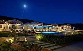 Onar Limnos II Luxury Apartments